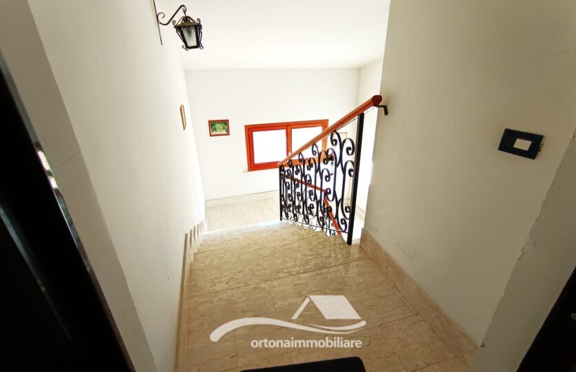 Vendesi appartamento in villa, Ortona c.da San Donato